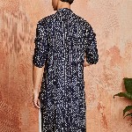VASTRAMAY Bandhani Printed Mandarin Collar Straight Kurta