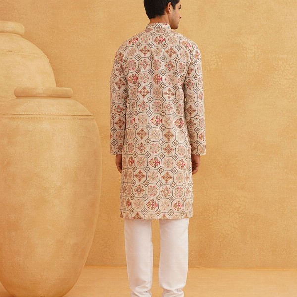 SOJANYA Men Cream-Coloured Geometric Printed Kurta