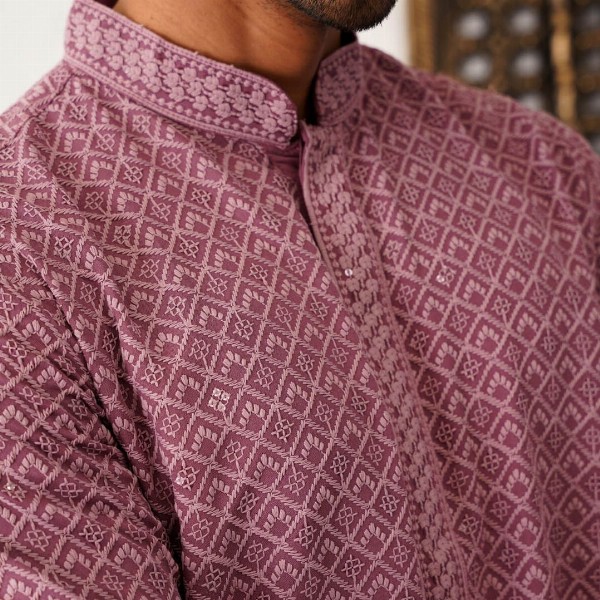 Jompers Ethnic Motifs Embroidered Sequinned Mandarin Collar Straight Kurta