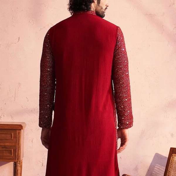 VASTRAMAY Sequinned Embellished Straight Kurta