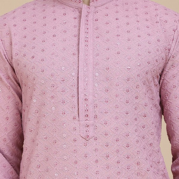 Jompers Men Geometric Embroidered Sequinned Kurta