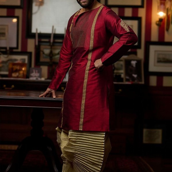 House of Pataudi Jashn Ethnic Motifs Embroidered Zari Work Angrakha Style Kurta