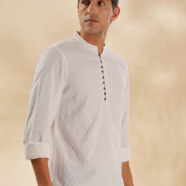 HERE&NOW Geometric Woven Design Thread Work Mandarin Collar Straight Short Kurta