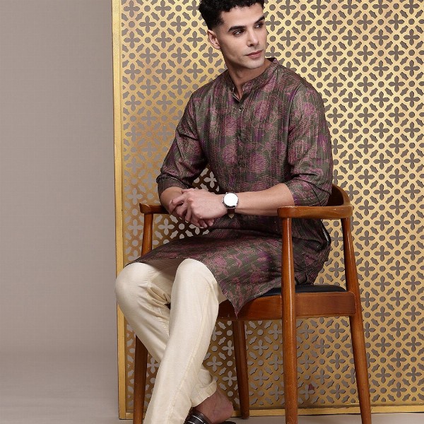 House of Pataudi Jashn Floral Printed Sequinned Indie Florals Kurta