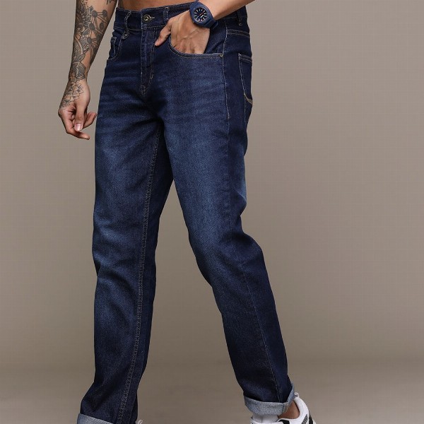 The Roadster Lifestyle Co. Men Slim Fit Light Fade Stretchable Jeans