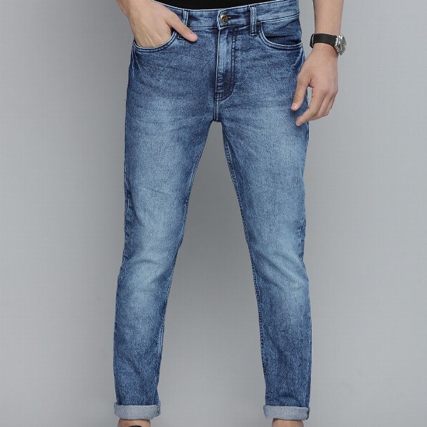 The Indian Garage Co Men Blue Slim Fit Mildly Distressed Light Fade Stretchable Jeans