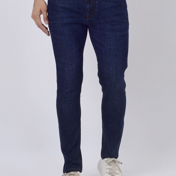 JADE BLUE Men Slim Fit Mid-Rise Light Fade Jeans