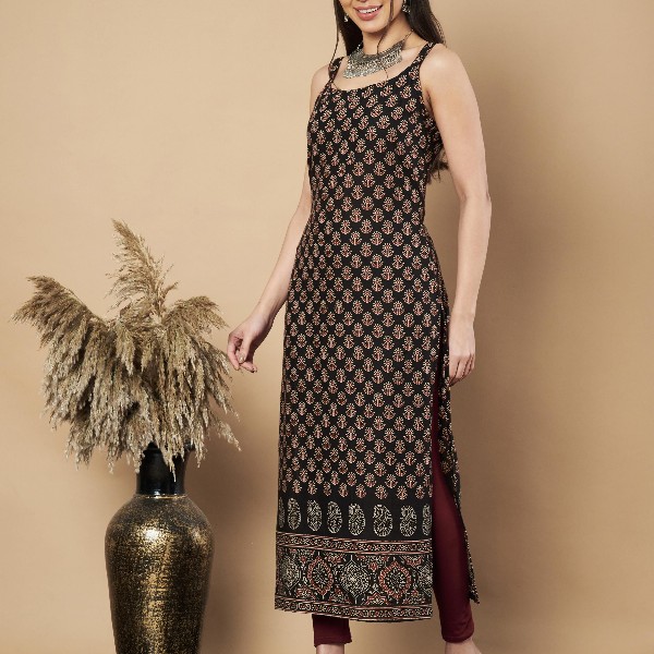 Vbuyz Floral Printed Shoulder Straps Boat Neck Cotton Straight Kurta