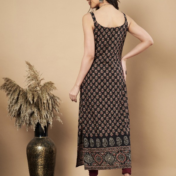 Vbuyz Floral Printed Shoulder Straps Boat Neck Cotton Straight Kurta