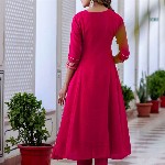 Navlik Women Floral Embroidered Regular Thread Work Kurta with Trousers & With Dupatta