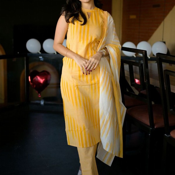 GoSriKi Striped Key Hole Neck Kurta With Trousers & Dupatta