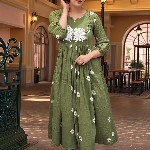 Aaghnya Women Ethnic Motifs Embroidered Kurta with Trousers