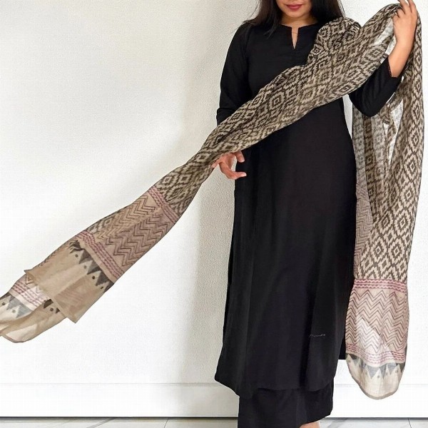 GoSriKi Notched Round Neck Straight Kurta with Palazzos & Dupatta