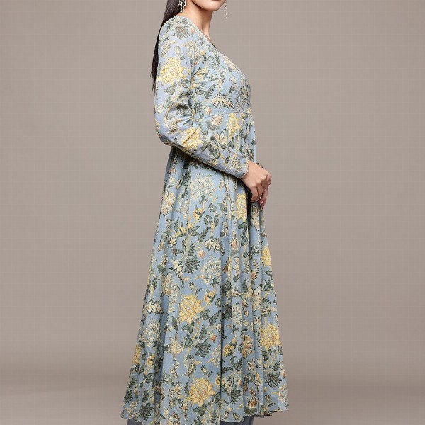 aarke Ritu Kumar Floral Printed Regular Kurta with Trousers & With Dupatta