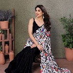PHORIA STYLE Silk Blend Saree