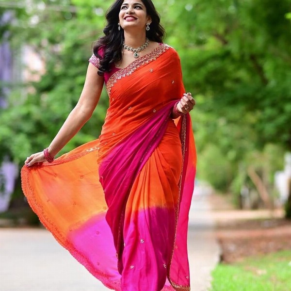 FLOURIOUS Ombre Beads and Stones Pure Chiffon Saree