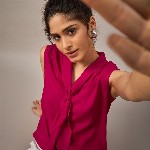 The Roadster Lifestyle Co Front Tie Sleeveless Top