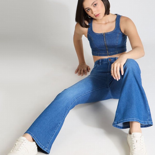 TARAMA Women Flared High Rise Clean Look Light Fade Stretchable Jeans