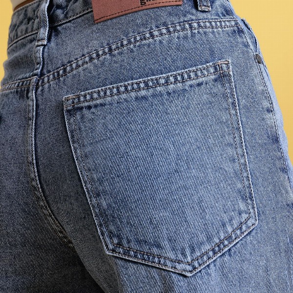 glitchez Women Retro Wide Leg Faded Jeans