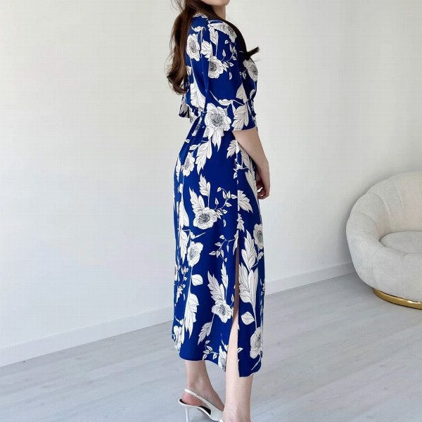 MANOJAVA Women Floral Printed Fit & Flare Midi Dress