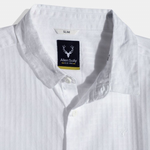 Allen Solly Junior Boys Slim Fit Self Design Pure Cotton Casual Shirt With Bow Tie