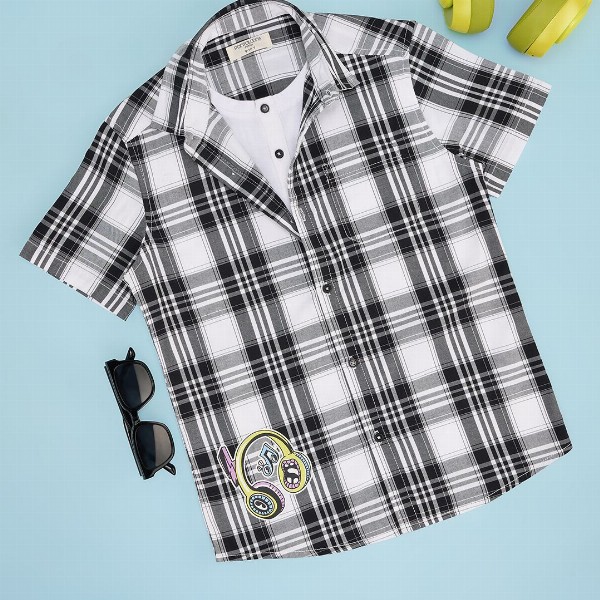 Pantaloons Junior Boys Spread Collar Tartan Checked Cotton Casual Shirt