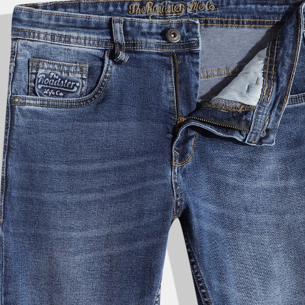 UTH by Roadster Boys Slim Fit Low Distress Light Fade Jeans