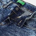 United Colors of Benetton Boys Slim Fit Mid-Rise Mildly Distressed Heavy Fade Jeans