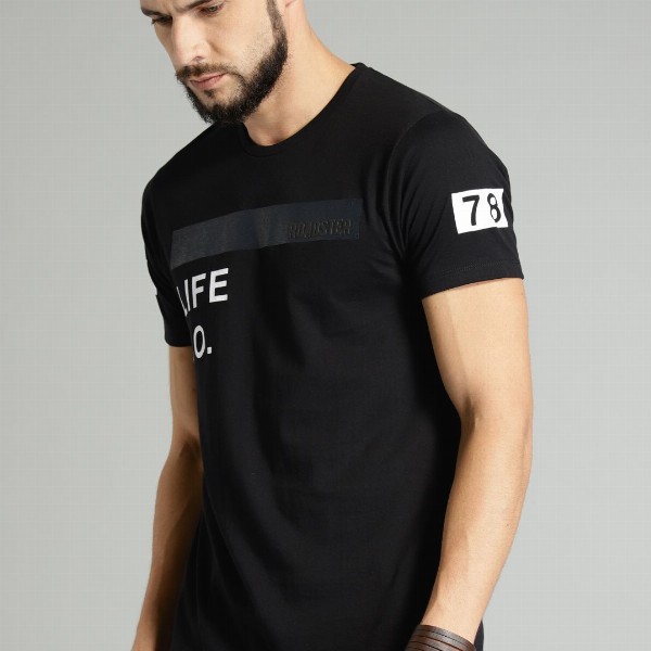 Roadster Men Black Printed Cotton Pure Cotton T-shirt