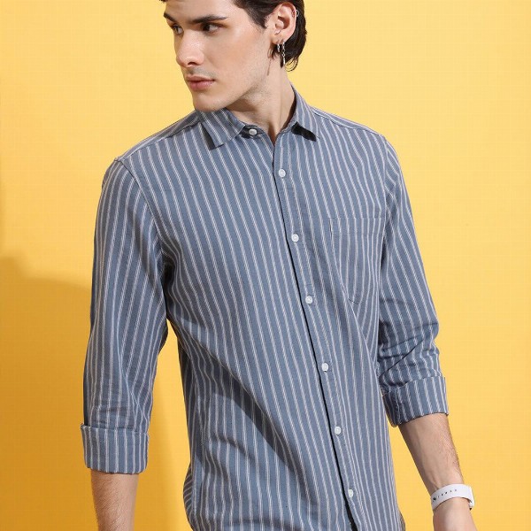 HIGHLANDER Grey Slim Fit Striped Casual Cotton Shirt