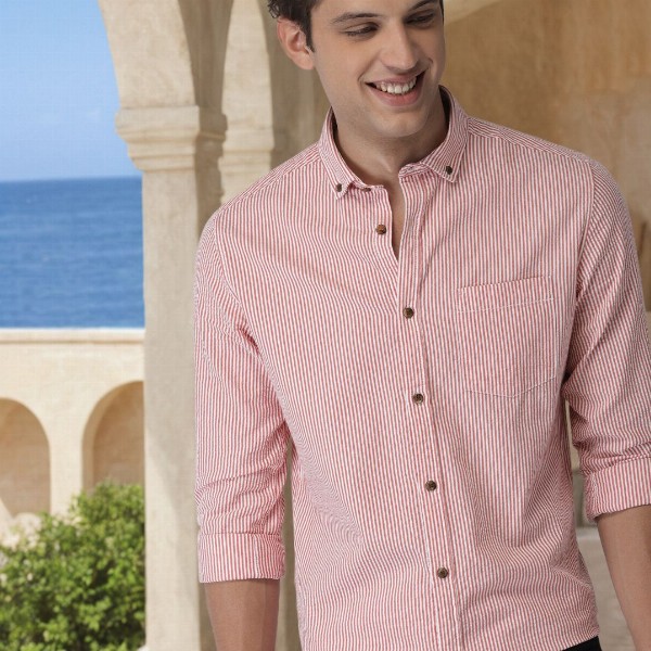 Mast & Harbour Men Pink & White Slim Fit Striped Casual Shirt