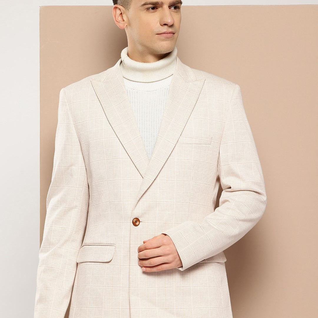 INVICTUS Checked Peaked Lapel Double-Breasted Slim Fit Blazer