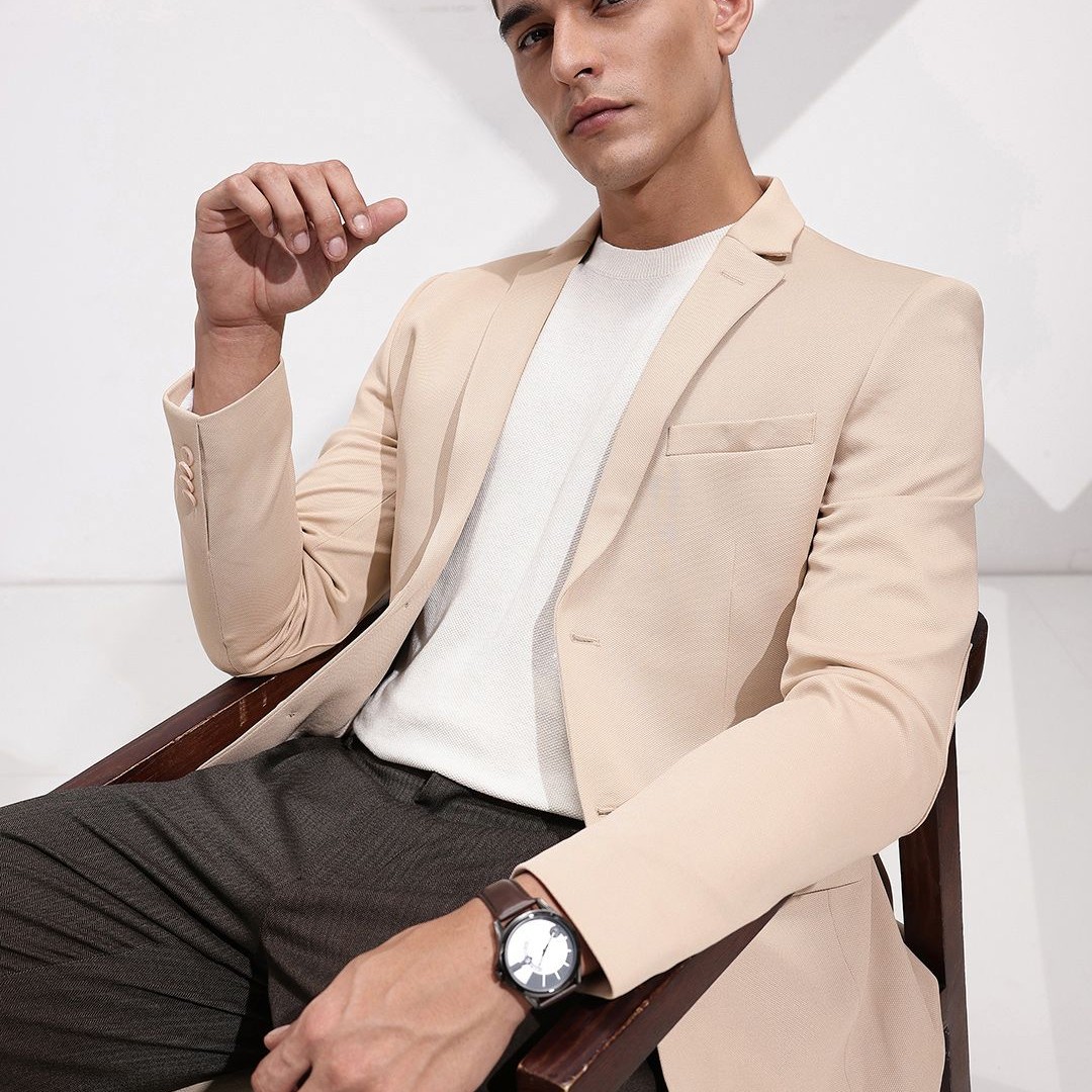 INVICTUS Self Design Slim Fit Textured Single Breasted Semiformal Blazer